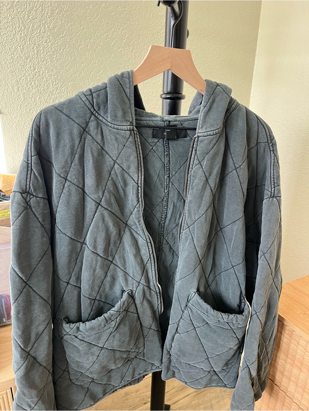 Forever 21 Quilted Hooded Jacket in Slate Gray